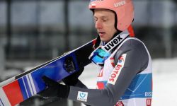 PŚ w skokach - Kubacki czternasty, triumf Lindvika, Geiger nowym liderem