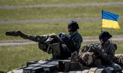 Ukraina: Zełenski zapowiada zwiększenie sił zbrojnych o 100 tys. żołnierzy