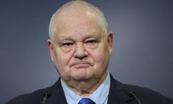 Glapiński: fundamenty gospodarki są tak silne, że mimo groźby agresji Rosji na Ukrainę wzrost gospodarczy Polski będzie szybki