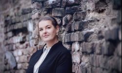 Wędrówka przez mrok i światło. Grafiki Anety Suslinnikow 