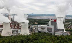 KE poinformowała Polskę, że potrąci kary ws. kopalni Turów z płatności należnych Polsce z budżetu UE