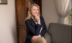 Elżbieta Łukacijewska wśród TOP 50 europosłów. Jak inni?