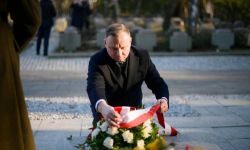 Prezydent, premier i szef MON upamiętnili powstanie Armii Krajowej