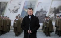 Szef MON: symbolika Armii Krajowej jest wciąż żywa w Wojsku Polskim
