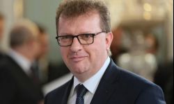 Poseł Babinetz chce bezcenny rękopis dać Węgrom. Za zbroję