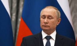 Prezydenci Macron i Putin zgodzili się na trójstronne obrady z Ukrainą w ramach OBWE