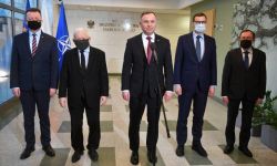 Prezydent ws. Rosji: potrzebne poważne sankcje; Premier: warto też przemyśleć politykę surowcową