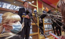 Szef MSZ Ukrainy: amerykańskie sankcje wobec Rosji to "pierwszy ruch"