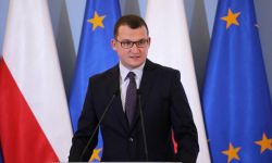 Szefernaker: przy granicy z Ukrainą powstają punkty recepcyjne dla uchodźców