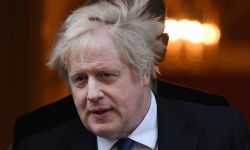 Premier Johnson: nakładamy na Rosję najszerszy pakiet sankcji w historii