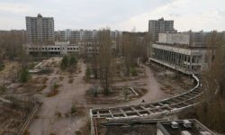 Biuro prezydenta Ukrainy: rosyjskie wojsko zajęło elektrownię atomową w Czarnobylu