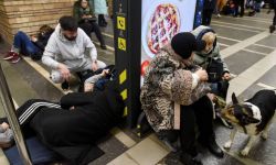 W Kijowie ogłoszono alarm przeciwlotniczy, władze wzywają do zejścia do schronów