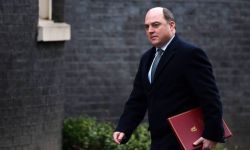 Minister obrony W. Brytanii: chcemy odciąć Rosję od systemu płatności SWIFT