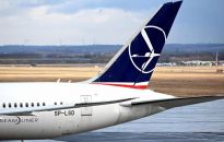 LOT: zawieszamy połączenia do Moskwy oraz Petersburga