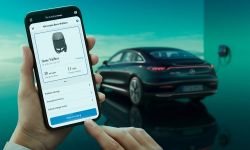 Nowy Mercedes-Benz Wallbox do ładowania samochodów elektrycznych - inteligentny i połączony z siecią