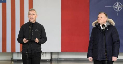 Stoltenberg i Duda: NATO nie zamierza wysyłać wojsk czy samolotów na Ukrainę