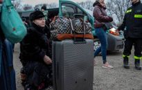 Szefernaker: ostatniej doby z Ukrainy przybyło do Polski 98 tys. osób, łącznie ponad 450 tys.