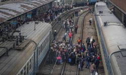 Sztab generalny: rosyjski okupant strzela do ludności cywilnej i wykorzystuje kobiety, dzieci i osoby starsze jako żywe tarcze