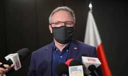 Szczerski: do Polski zacznie przychodzić systematyczna, zorganizowana pomoc z całego świata
