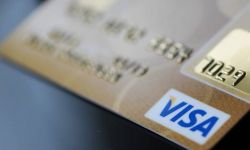 Visa zawiesza swoją działalność w Rosji.
