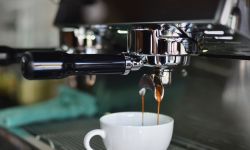 Dlaczego warto posiadać w domu ekspres do kawy?