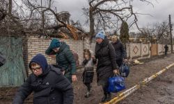 Ukraina: podczas rosyjskiego nalotu na miasto Sumy zginęło 21 osób, ewakuowano 5 tys. osób