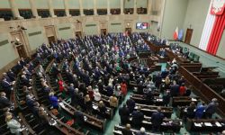 Sejm uchwalił ustawę o pomocy obywatelom Ukrainy