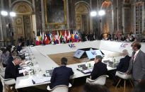 W Wersalu pod Paryżem rozpoczął się szczyt UE; tematem agresja Rosji wobec Ukrainy