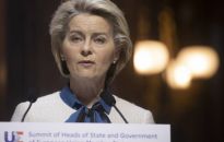 KE zapowiada uniezależnienie UE od dostaw energii z Rosji, środki na uchodźców z Ukrainy i większe środki na obronność