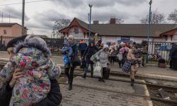 Wicepremier Ukrainy: w sobotę ewakuowano 12 tys. osób