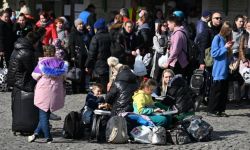 Urzędy rozpoczynają przyjmowanie wniosków o nadanie obywatelom Ukrainy numeru PESEL