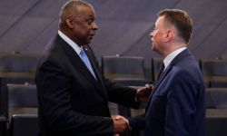 Błaszczak po spotkaniu w siedzibie NATO: przedstawiłem projekt misji pokojowej na Ukrainie