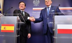 Szef MSZ: oczekujemy, że sprawcy zbrodni wojennych zostaną pociągnięci do odpowiedzialności