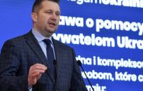 Czarnek: 700 tys. ukraińskich dzieci w wieku szkolnym trafiło do Polski