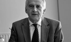 Rodzina prof. Zembali prosi o uszanowanie prywatności