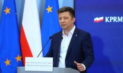 Dworczyk: od 24 lutego ponad 2,5 tys. transportów z pomocą humanitarną dla Ukrainy