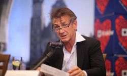 Sean Penn podpisał umowę z miastem Kraków ws. pomocy uchodźcom
