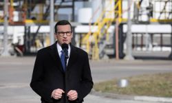 Morawiecki: koniec importu węgla z Rosji w maju, ropy - do końca roku