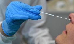 Ministerstwo Zdrowia: 557 zakażeń koronawirusem; zmarły 2 osoby z COVID-19