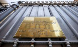 Włochy wydaliły 30 rosyjskich dyplomatów - ogłosił szef MSZ