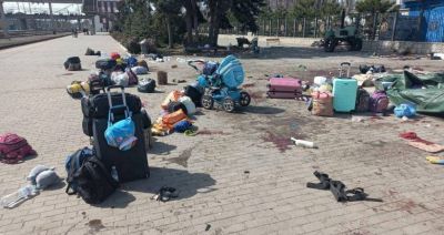 Zełenski: atak na dworzec w Kramatorsku, tak jak masakra w Buczy, musi zostać osądzony