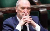 Macierewicz: przyczyną techniczną katastrofy pod Smoleńskiem były przynajmniej dwie eksplozje