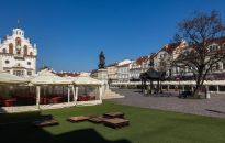 Rzeszowski Rynek już z letnimi ogródkami