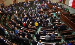 Marszałek Sejmu i wicemarszałkowie uczcili pamięć ofiar zbrodni katyńskiej