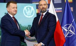 Szef MON podpisał umowę na dostawę elementów systemu obrony powietrznej krótkiego zasięgu Narew