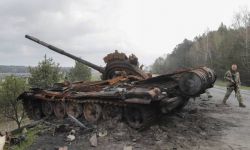 Ukraina: straty Rosjan to 20 600 żołnierzy i blisko 800 czołgów