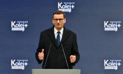 Premier: dwukrotnie zwiększamy budżet programu Kolej Plus do ponad 11 mld zł