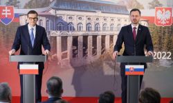 Morawiecki na Słowacji: być z Ukrainą w tych najczarniejszych czasach, to nasz obowiązek