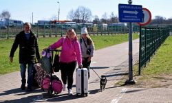 Ponad 2,9 mln osób wjechało do Polski z Ukrainy od początku rosyjskiej agresji