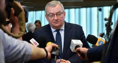 Adamczyk apeluje do związkowych kontrolerów ruchu lotniczego o przyjęcie propozycji PAŻP